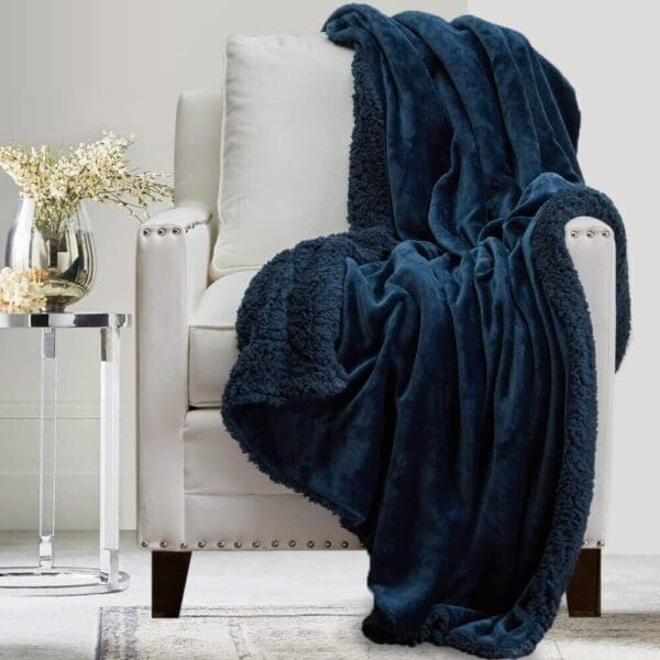 Soft Plush Reversible Faux Fur and Sherpa Throw Blanket, King 108x90 Navy Color